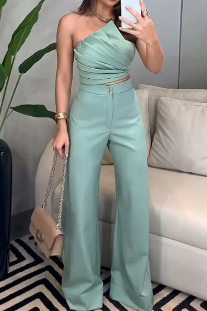 Well Tailored Garment with a Graceful Silhouette