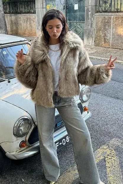 Gracefully Styled Jacket for Any Occasion