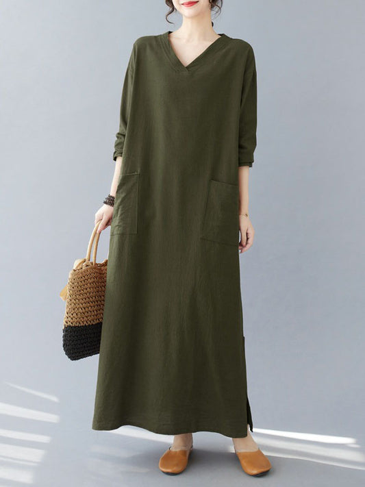 Beautifully Finished Dress in a Timeless Design