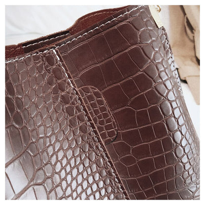 Beautifully Crafted Bag in a Classic Style
