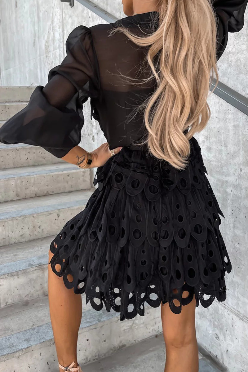 Classic Vintage Dress with a Flattering Fit