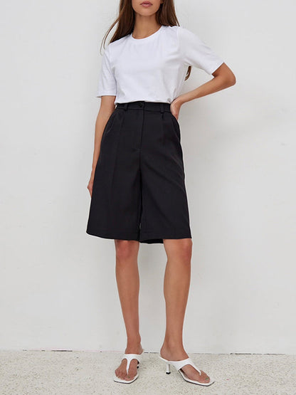 Beautifully Crafted Pants in a Classic Style