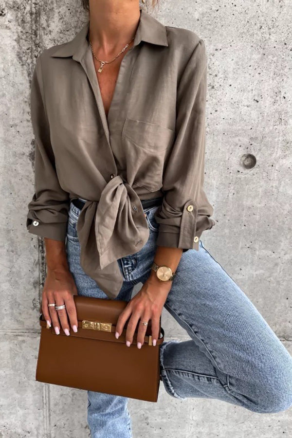 Effortlessly Elegant Blouse with a Timeless Design