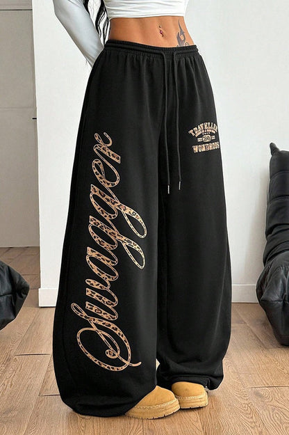 Well Tailored Pants with a Graceful Silhouette