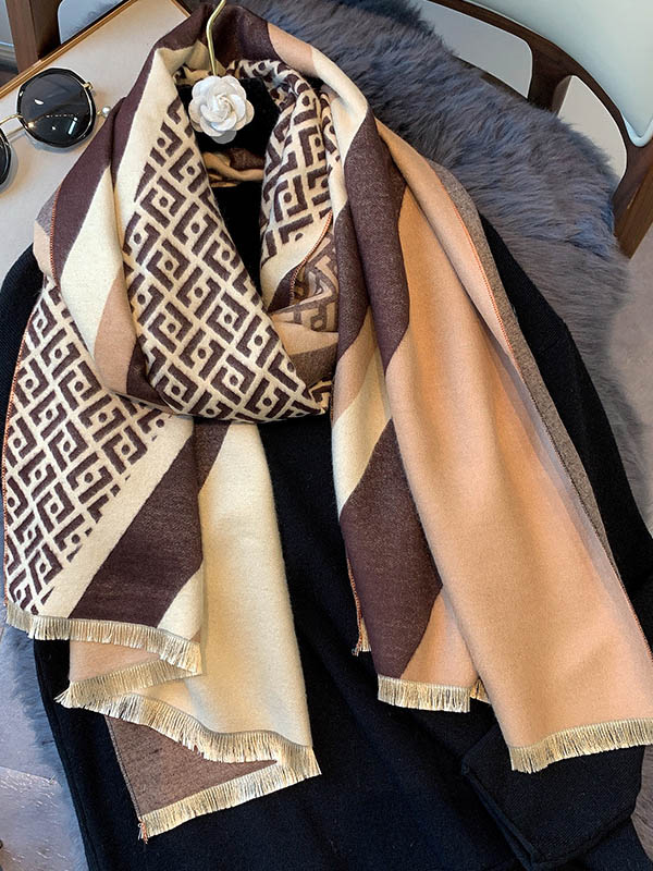 Sophisticated Garment with a Clean Classic Look