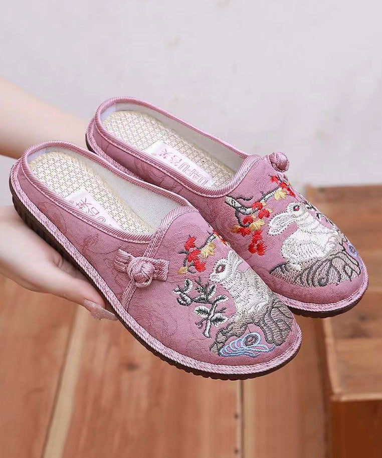 Elegantly Styled Sandals for Everyday Wear