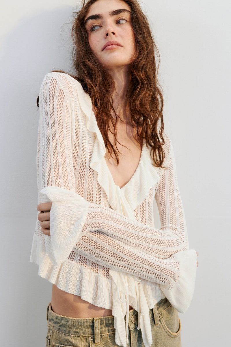 Classic Vintage Cardigan with a Flattering Fit