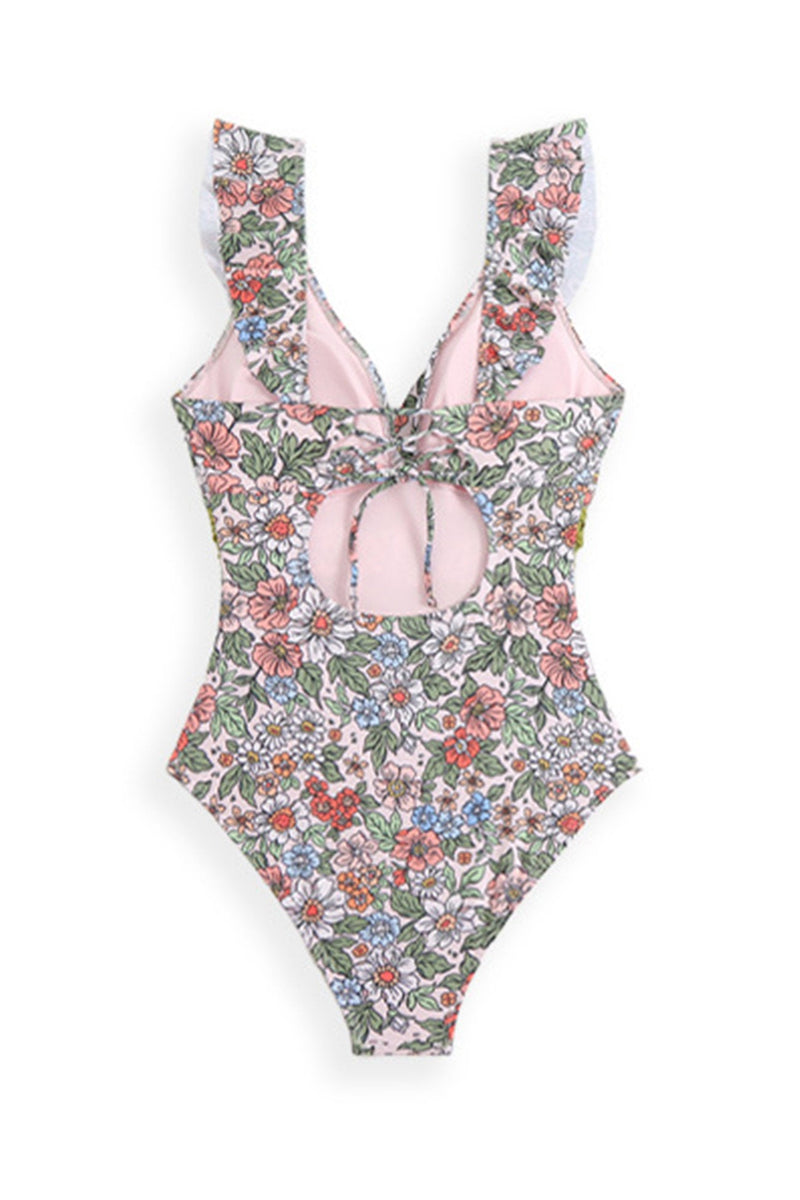 Effortlessly Elegant Swimsuit with a Timeless Design