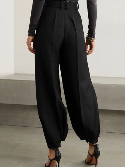 Elegantly Styled Pants for Everyday Wear