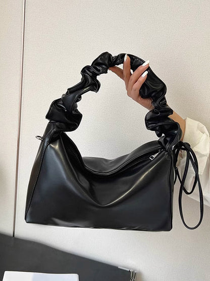 Sophisticated Bag with a Clean Classic Look