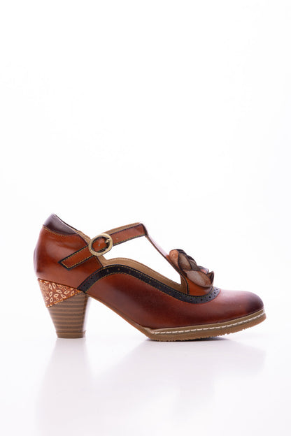 Beautifully Finished Garment in a Timeless Design