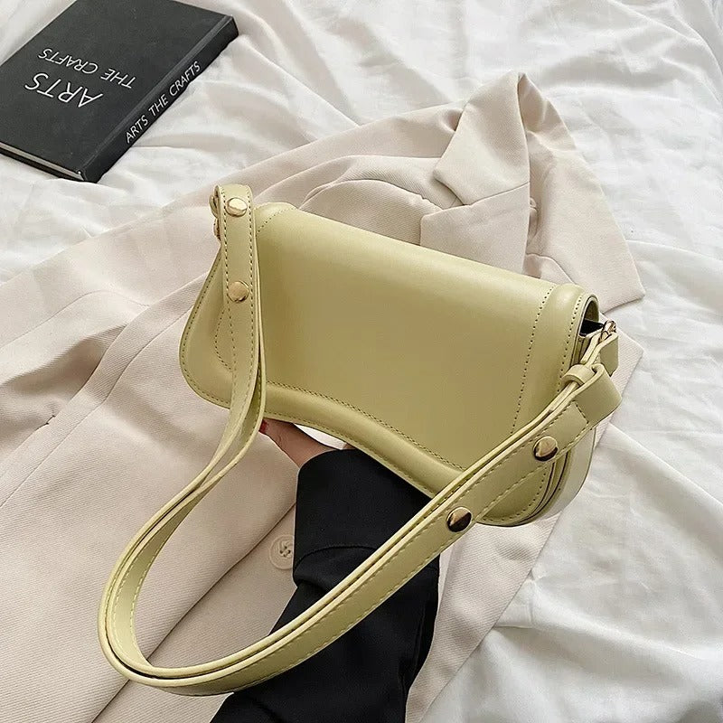 Elegantly Styled Bag for Everyday Wear