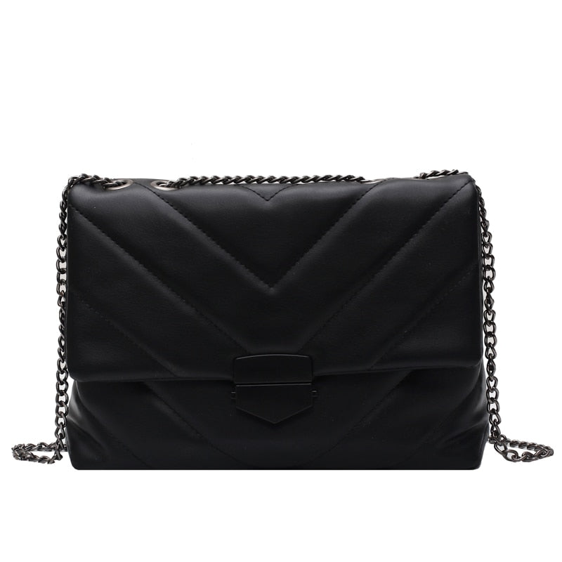 Polished Bag with an Effortless Classic Look