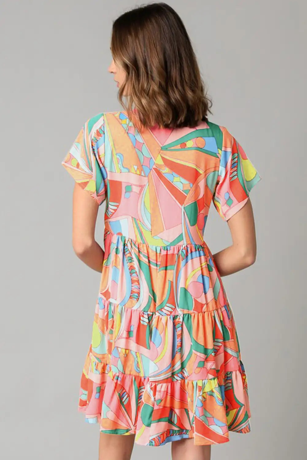 Gracefully Styled Dress for Any Occasion