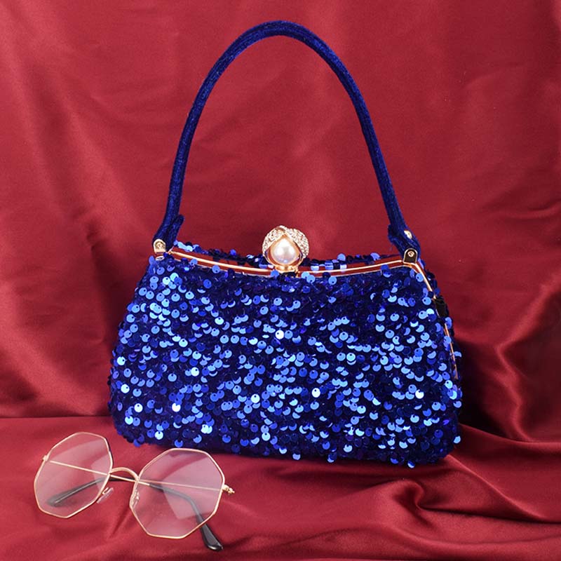 Beautifully Finished Bag in a Timeless Design