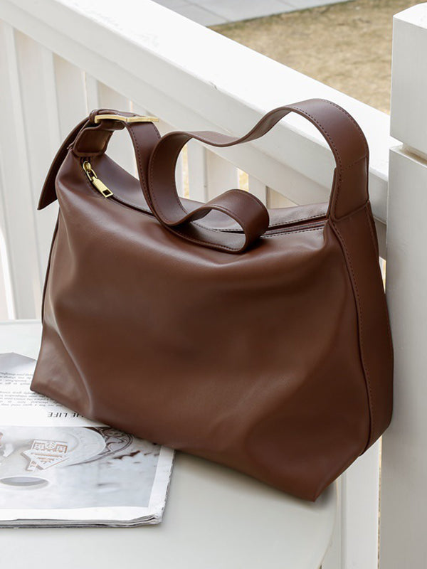 Effortlessly Elegant Bag with a Timeless Design