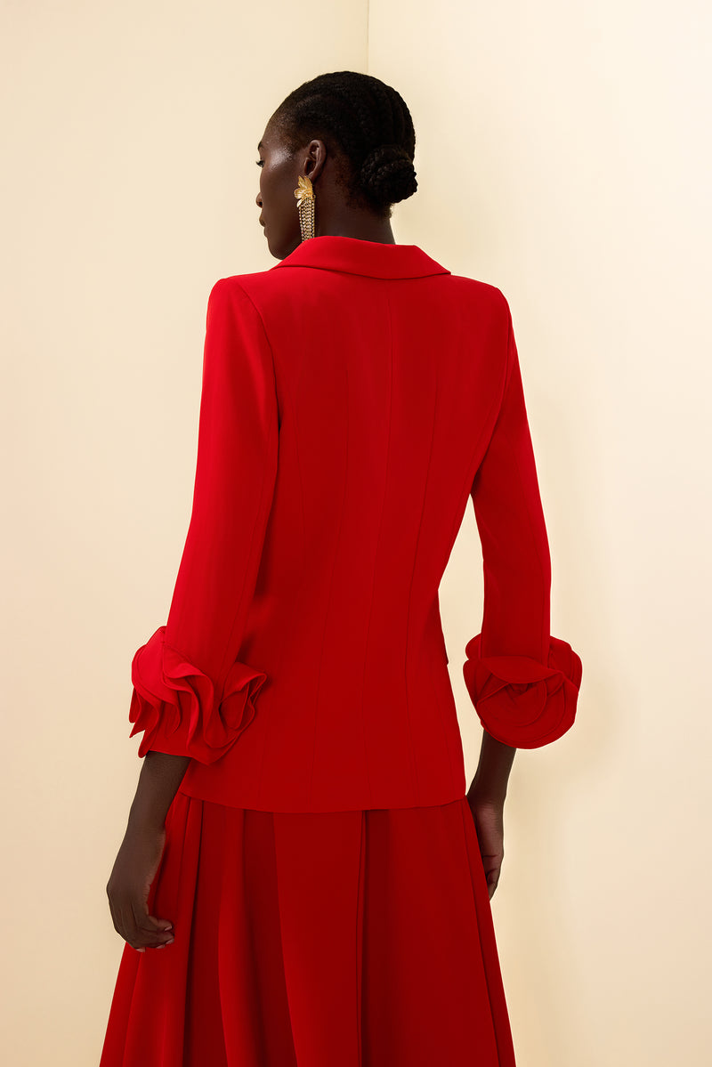 Effortlessly Elegant Garment with a Timeless Design