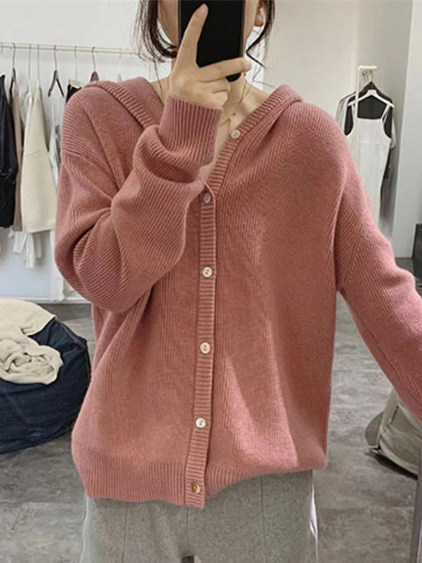 Well Tailored Cardigan with a Graceful Silhouette