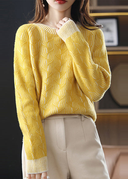 Beautifully Finished Sweater in a Timeless Design