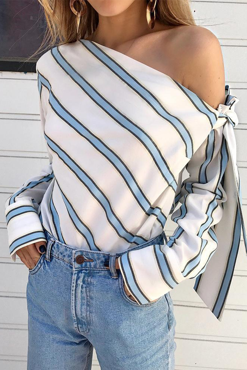 Gracefully Styled Top for Any Occasion