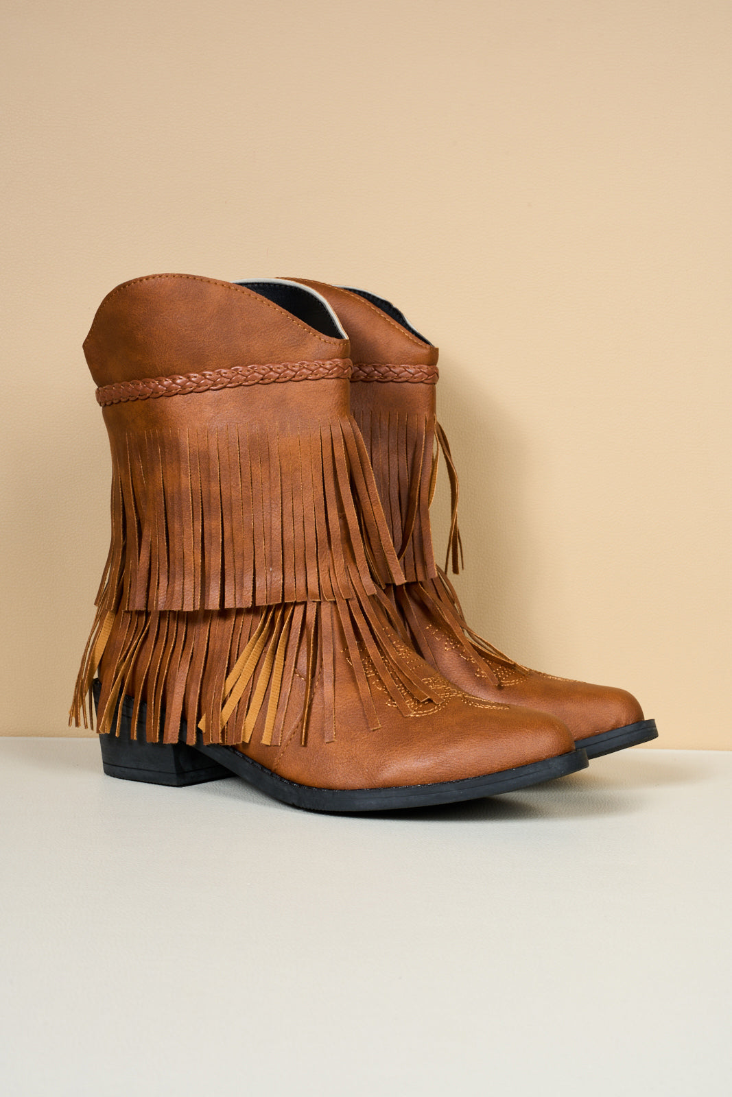 Gracefully Styled Boots for Any Occasion