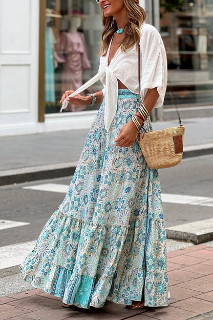 Effortlessly Elegant Garment with a Timeless Design