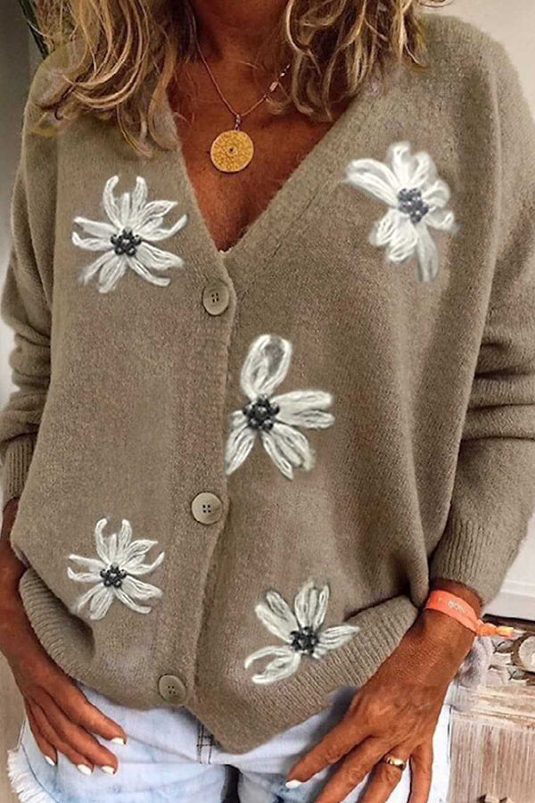 Elegantly Styled Cardigan for Everyday Wear