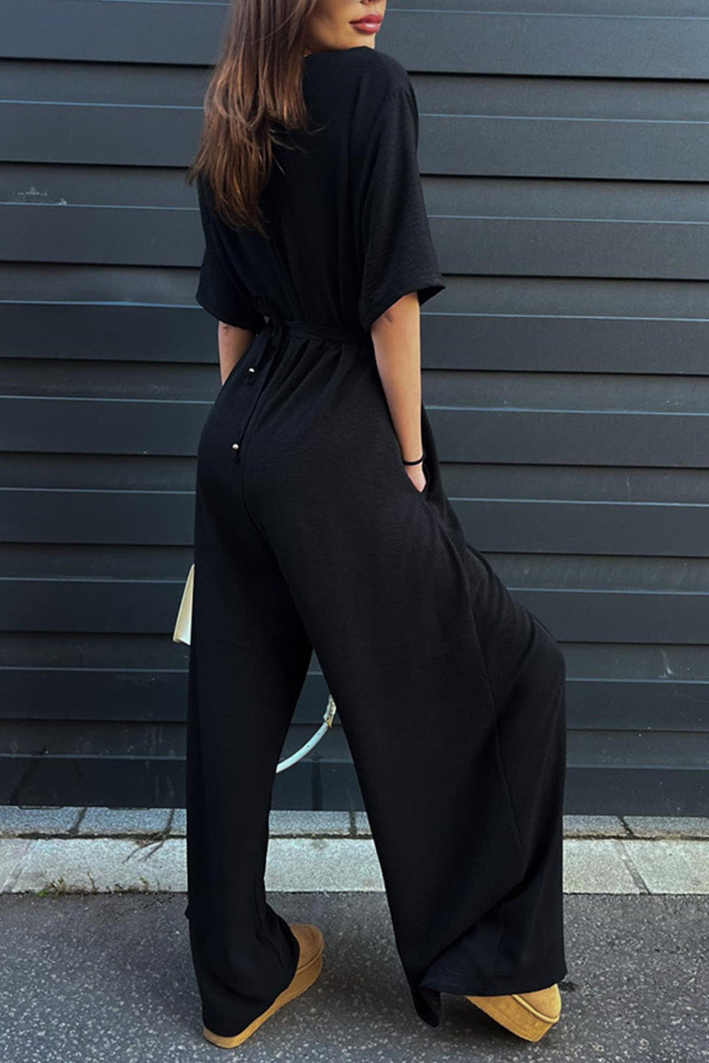 Effortlessly Elegant Garment with a Timeless Design