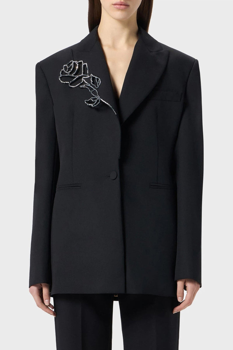 Well Tailored Garment with a Graceful Silhouette