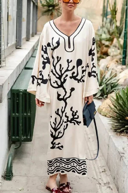 Classic Vintage & Enduringly Stylish Dress