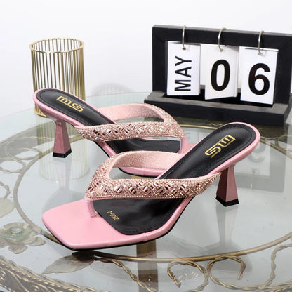 Polished Sandals with an Effortless Classic Look