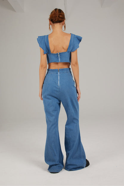 Classic Vintage Garment with a Flattering Fit
