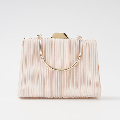 Effortlessly Elegant Bag with a Timeless Design