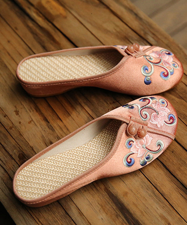 Elegantly Styled Sandals for Everyday Wear