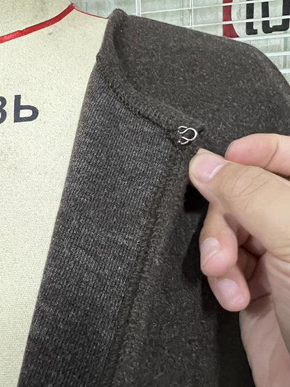 Sophisticated Garment with a Clean Classic Look