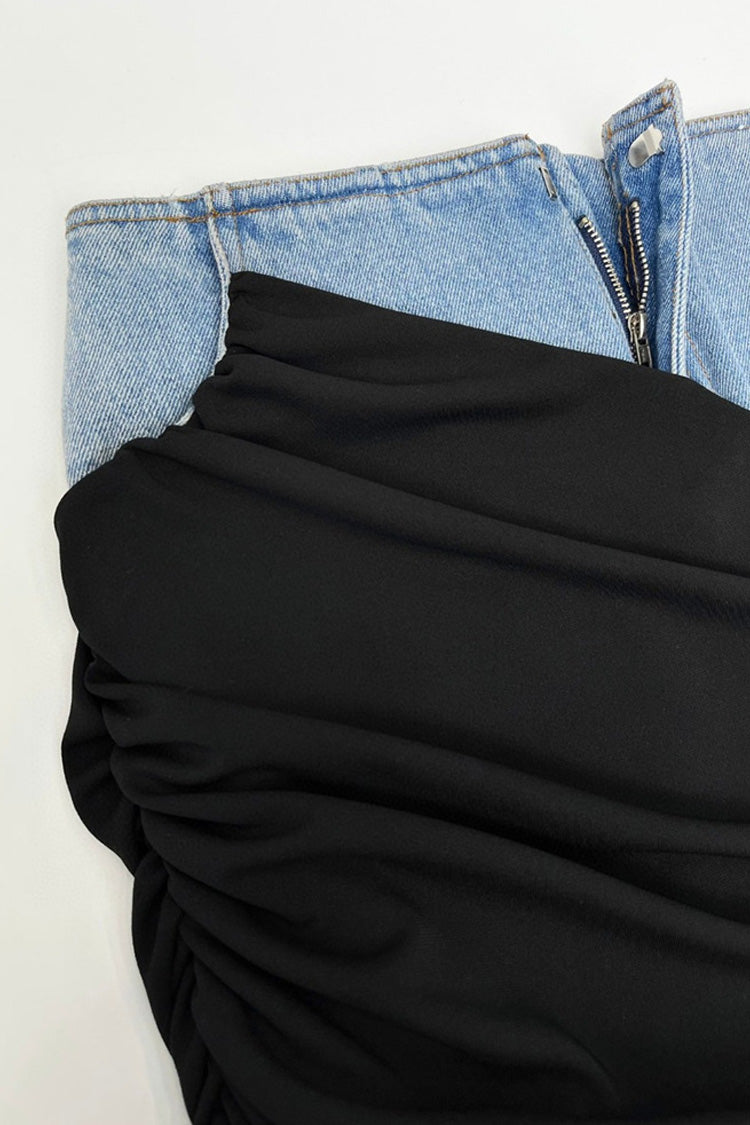 Effortlessly Elegant Garment with a Timeless Design
