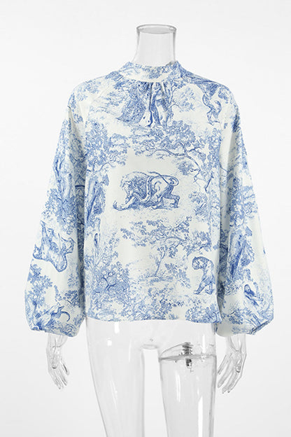 Effortlessly Elegant Blouse with a Timeless Design