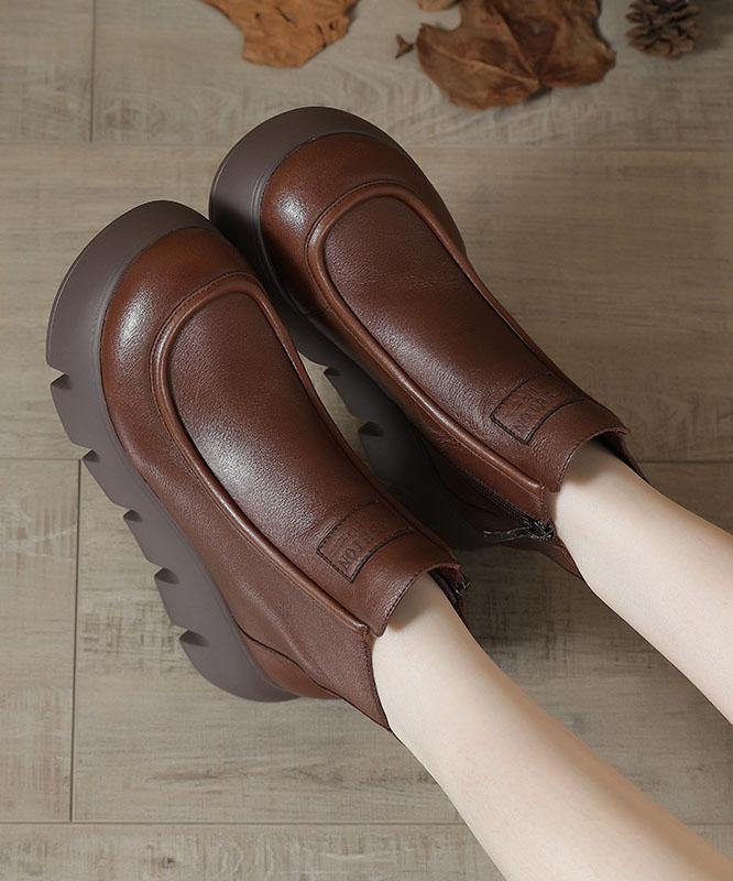Polished Boots with an Effortless Classic Look