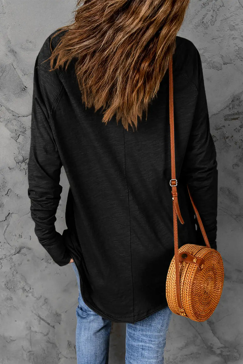 Beautifully Finished Top in a Timeless Design