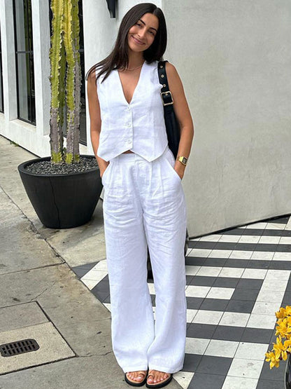 Beautifully Finished Trousers in a Timeless Design