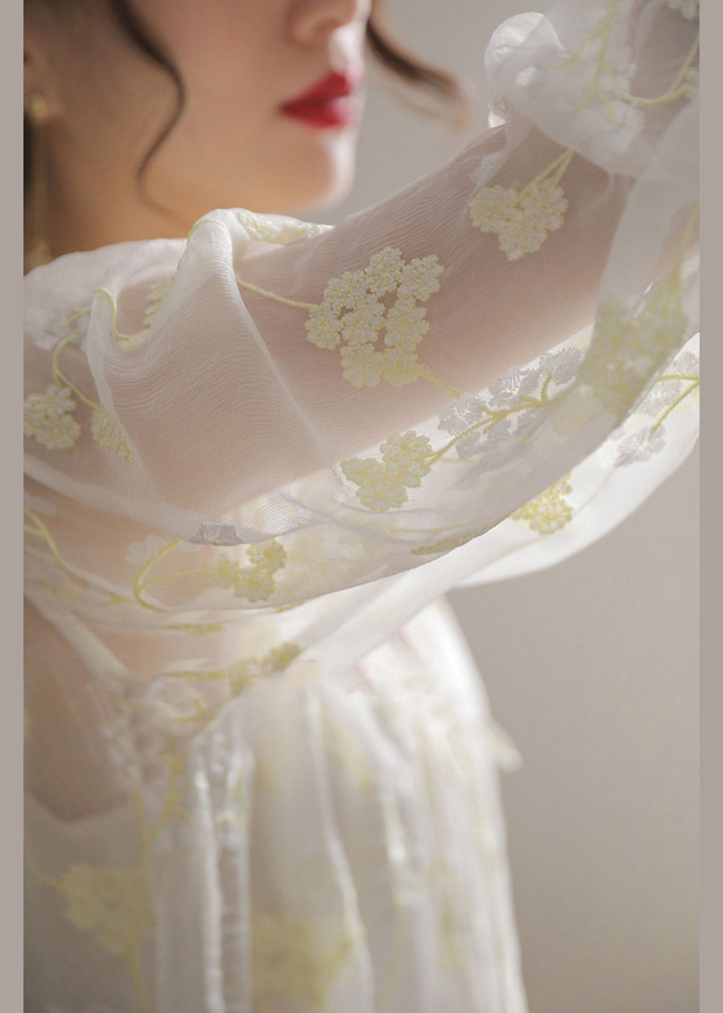 Effortlessly Elegant Shirt with a Timeless Design