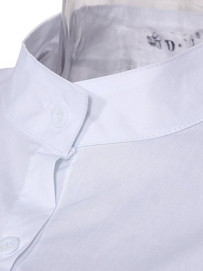 Well Tailored Blouse with a Graceful Silhouette