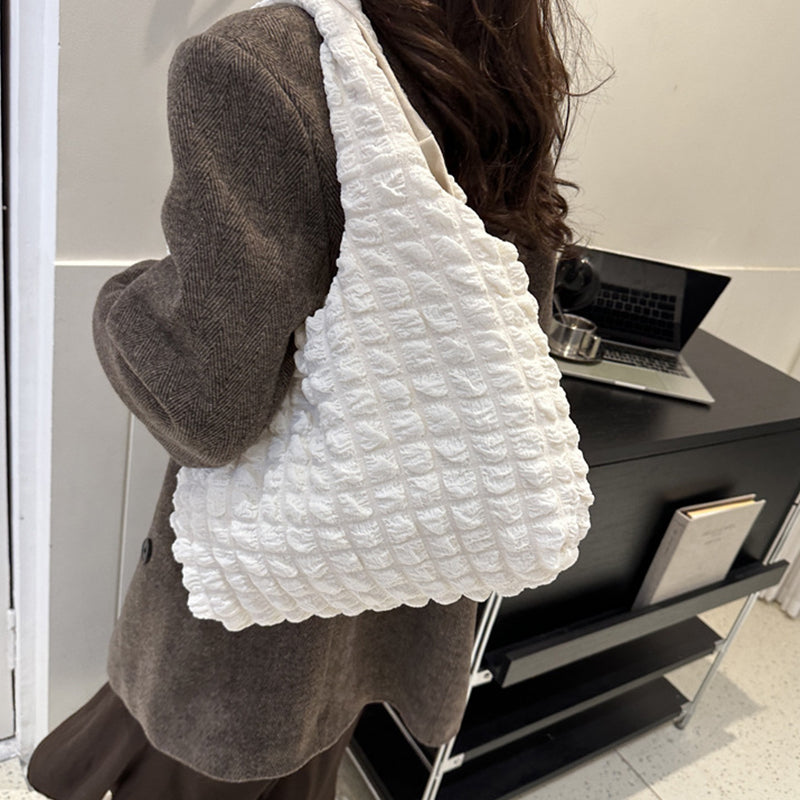 Sophisticated Bag with a Clean Classic Look