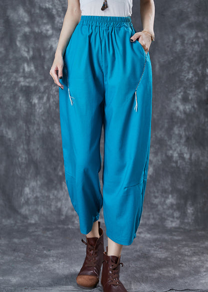 Effortlessly Elegant Pants with a Timeless Design