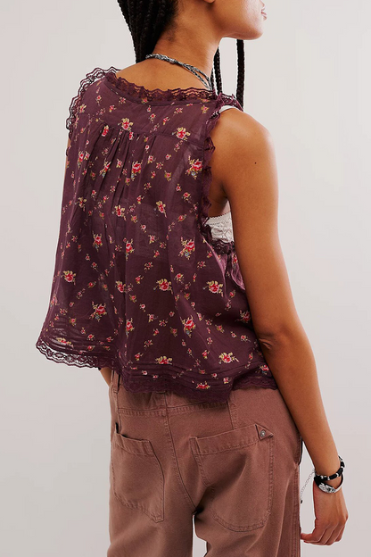 Classic Vintage Top with a Flattering Fit