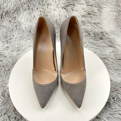 Well Tailored Heels with a Graceful Silhouette