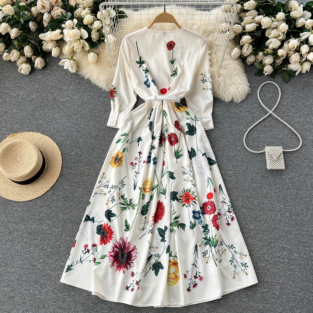 Classic Vintage & Enduringly Stylish Dress