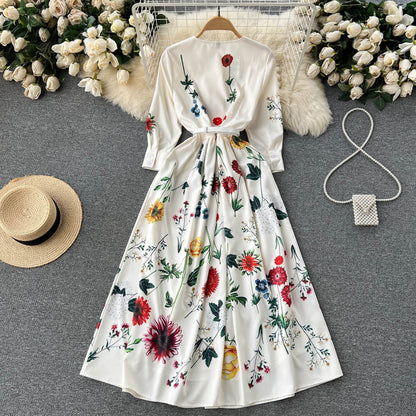 Classic Vintage & Enduringly Stylish Dress