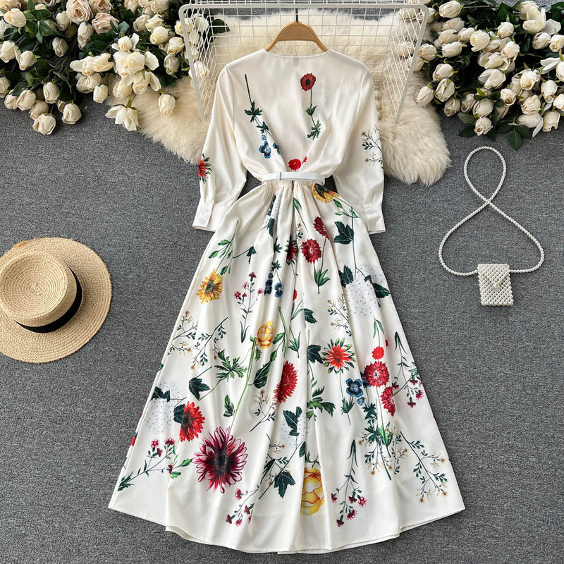 Classic Vintage & Enduringly Stylish Dress