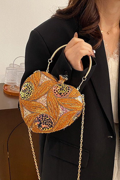 A Vintage Style Bag with Delicate Timeless Details